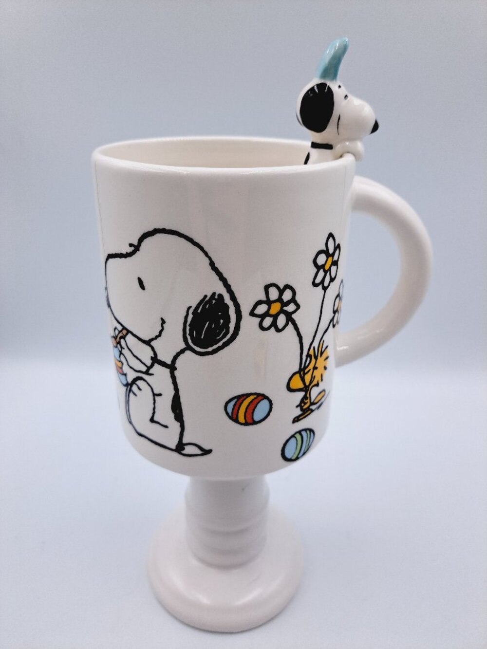 Peanuts Snoopy Woodstock Spring Pastel Easter Egg Scene Peeking Snoopy Bunny Mug